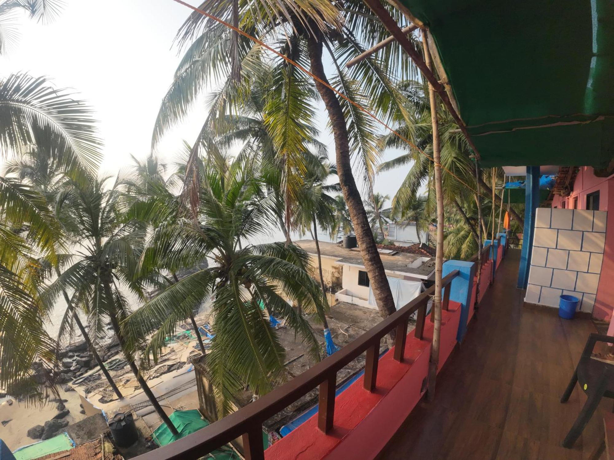 Om Ganesh Guest House Cliffside Arambol Zewnętrze zdjęcie