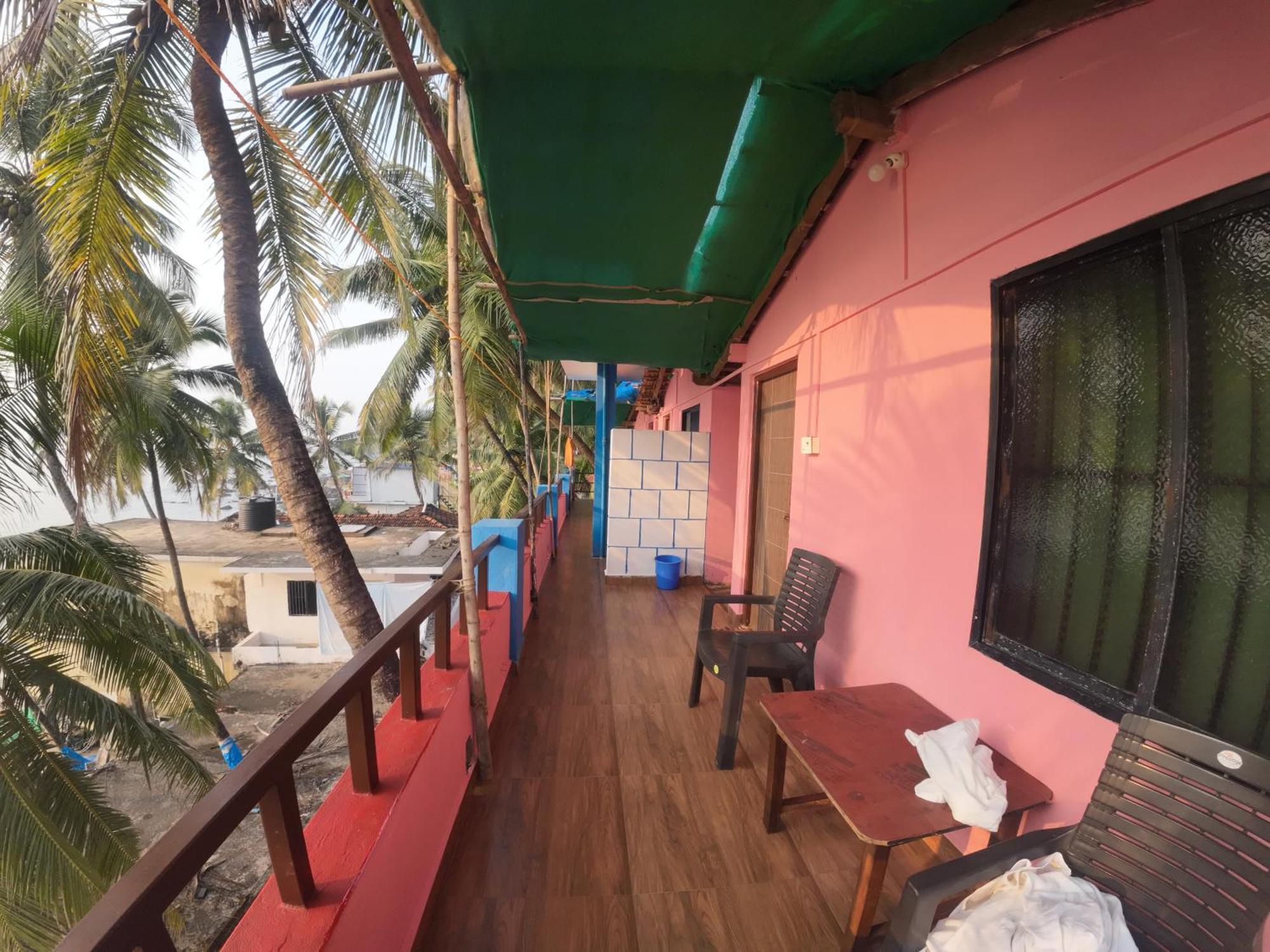 Om Ganesh Guest House Cliffside Arambol Zewnętrze zdjęcie