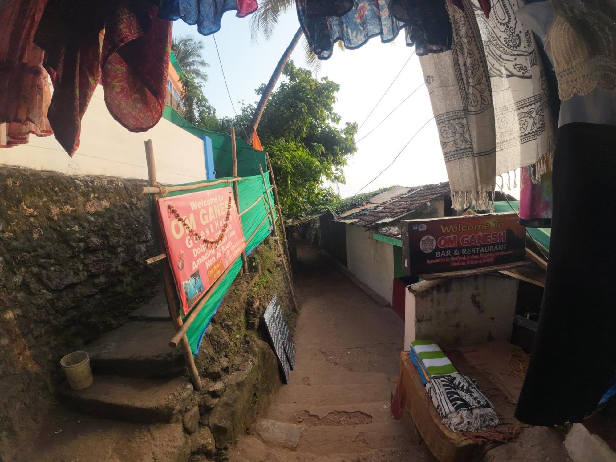 Om Ganesh Guest House Cliffside Arambol Zewnętrze zdjęcie