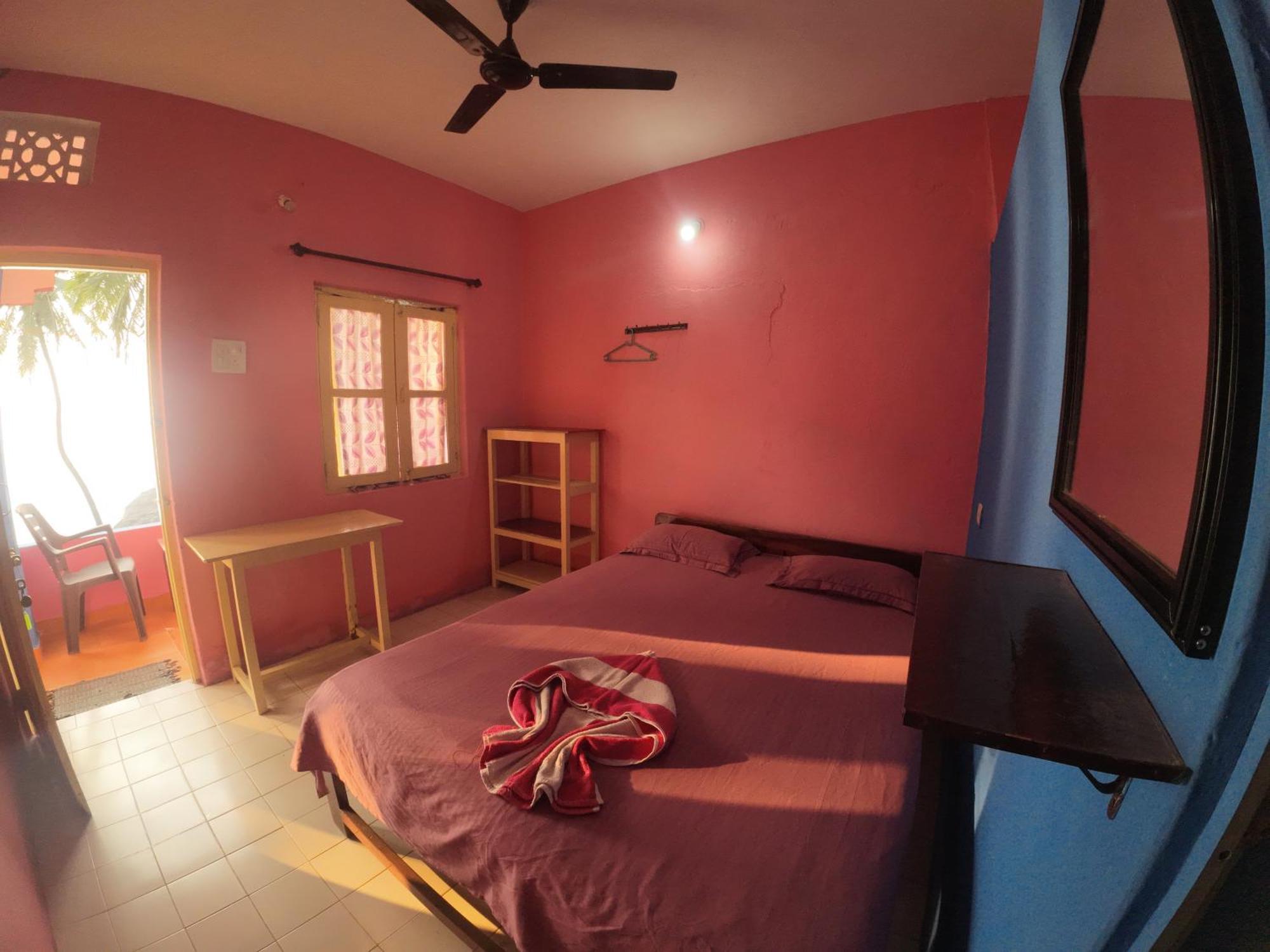 Om Ganesh Guest House Cliffside Arambol Zewnętrze zdjęcie
