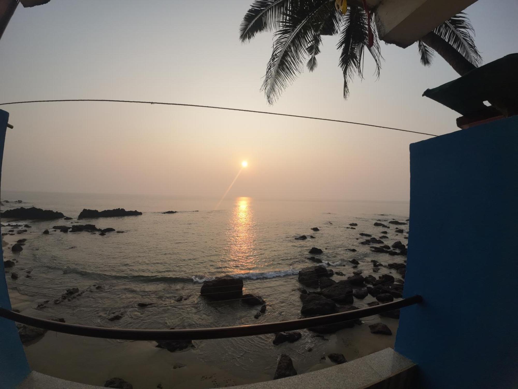 Om Ganesh Guest House Cliffside Arambol Zewnętrze zdjęcie