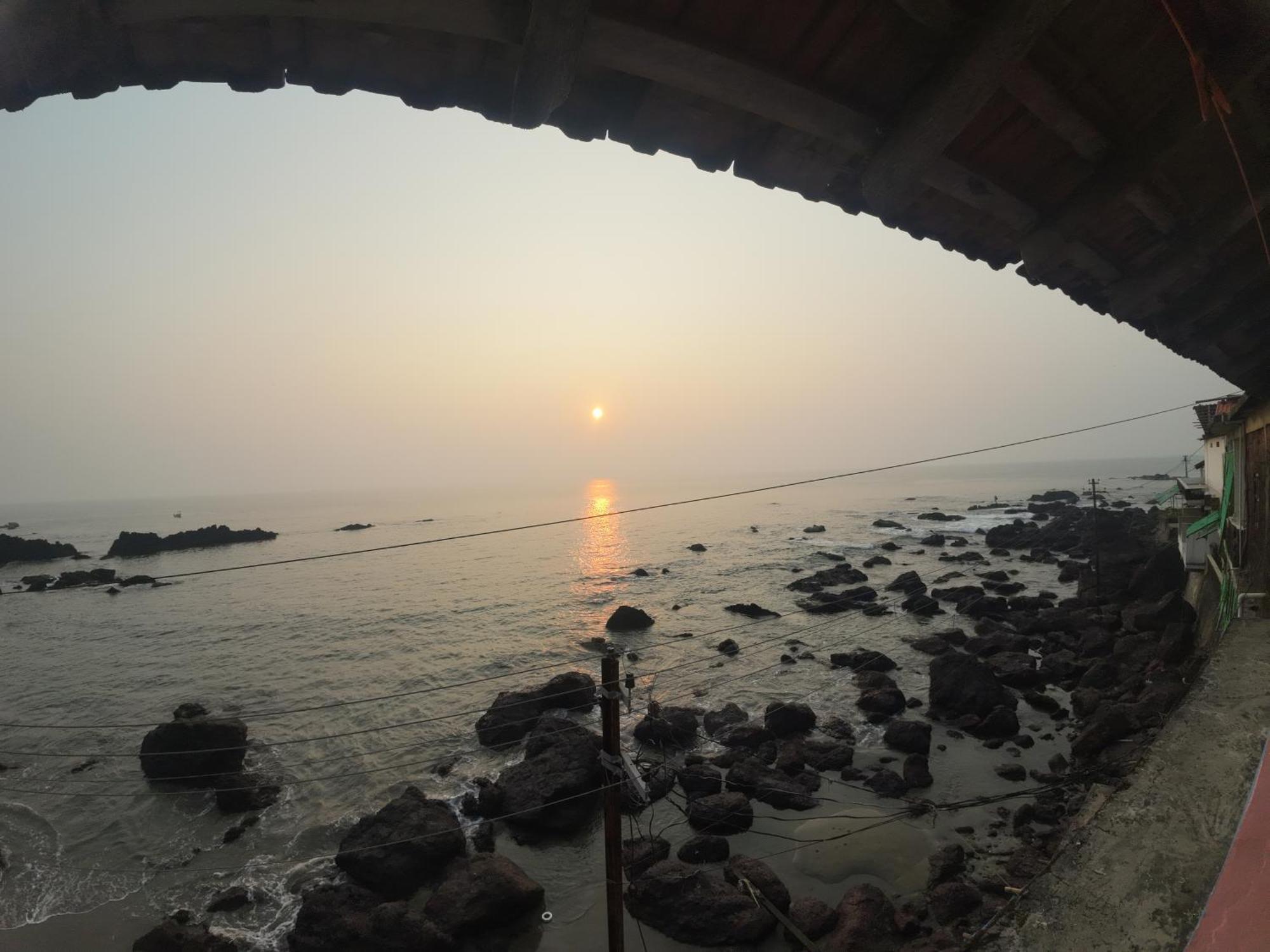 Om Ganesh Guest House Cliffside Arambol Zewnętrze zdjęcie