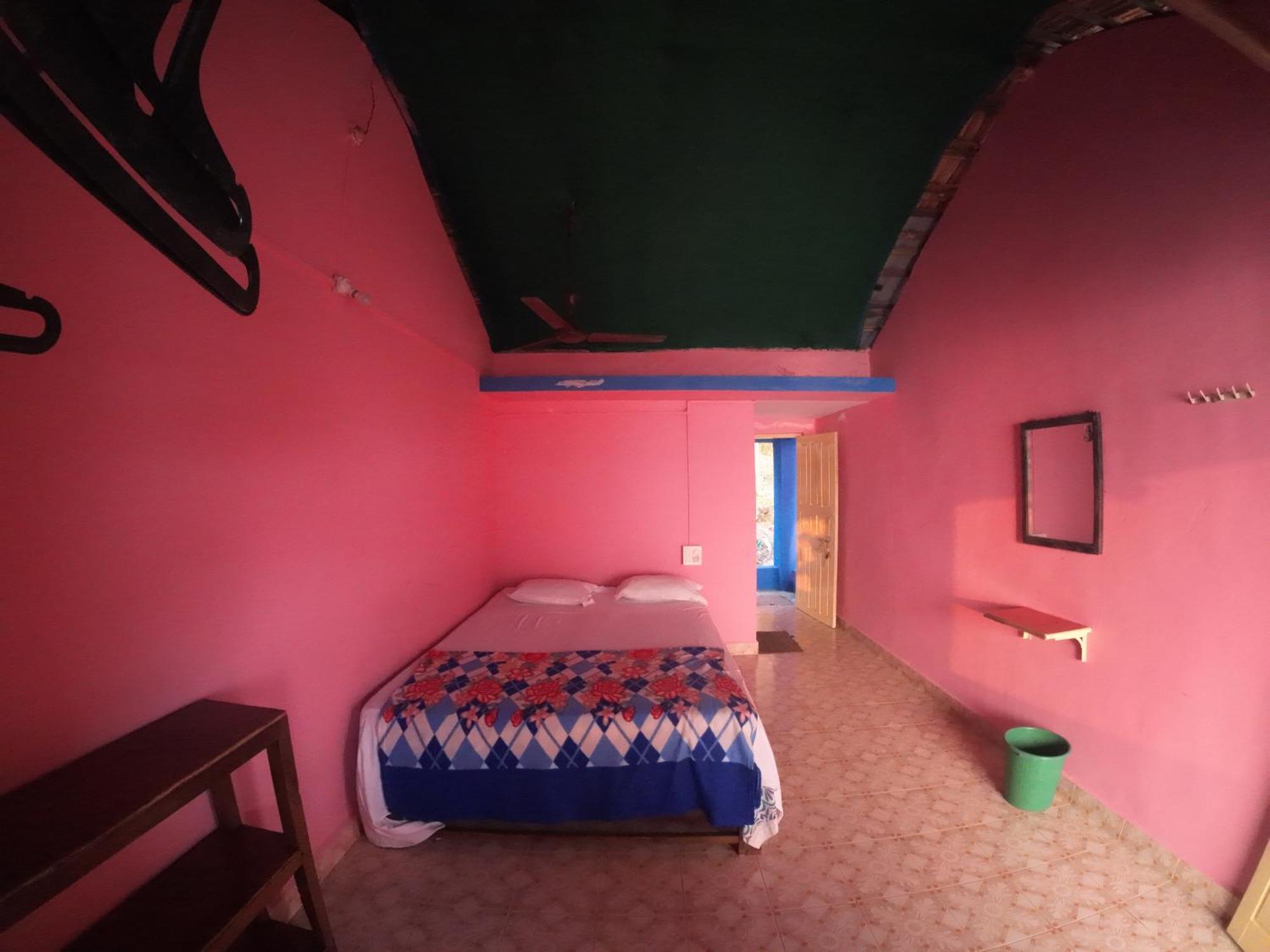 Om Ganesh Guest House Cliffside Arambol Zewnętrze zdjęcie
