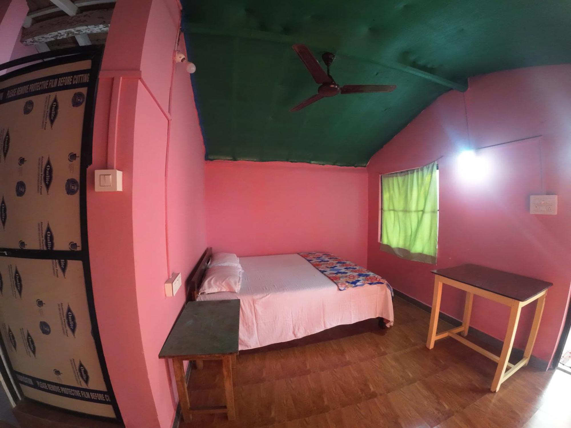 Om Ganesh Guest House Cliffside Arambol Zewnętrze zdjęcie