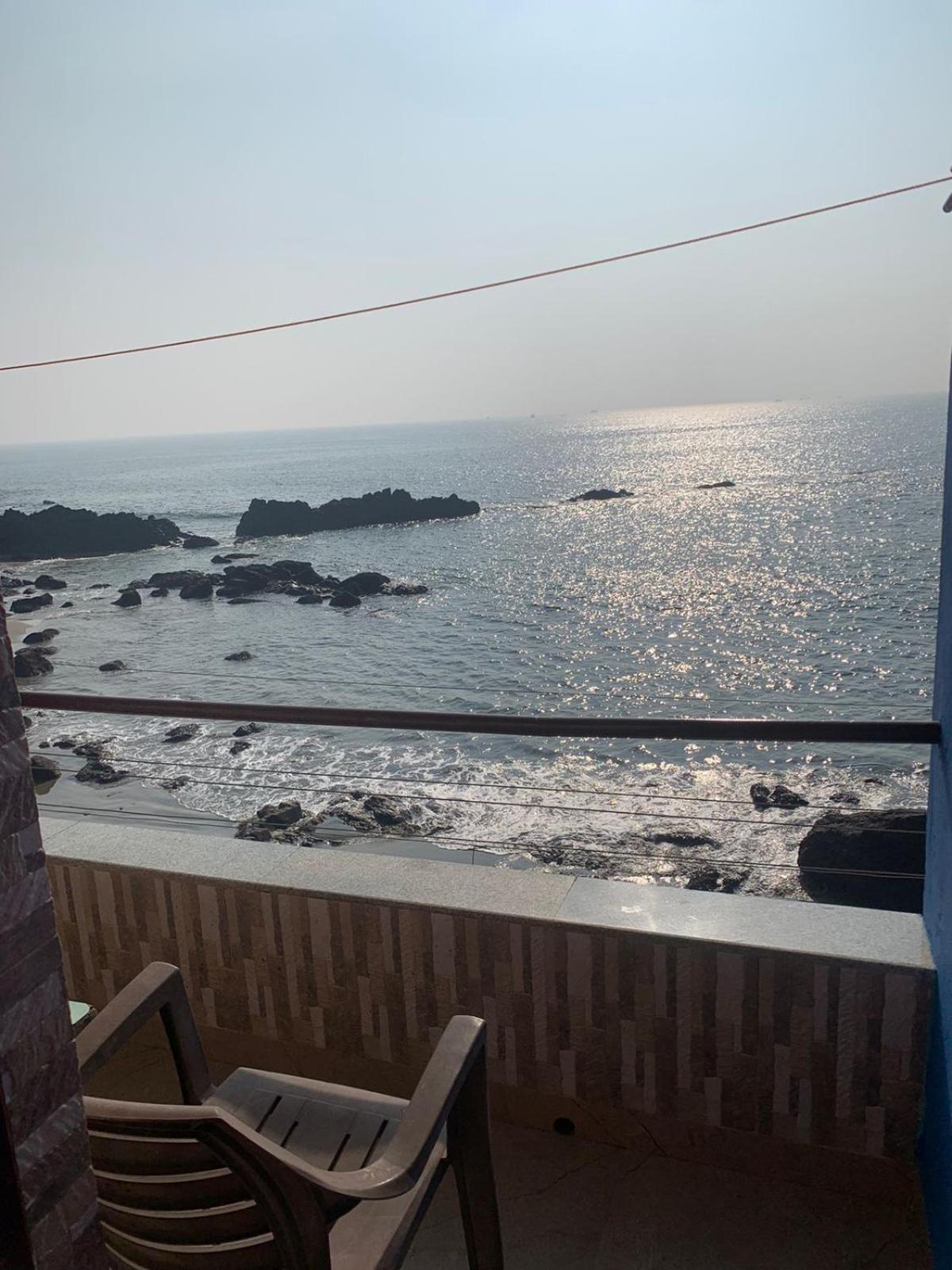 Om Ganesh Guest House Cliffside Arambol Zewnętrze zdjęcie